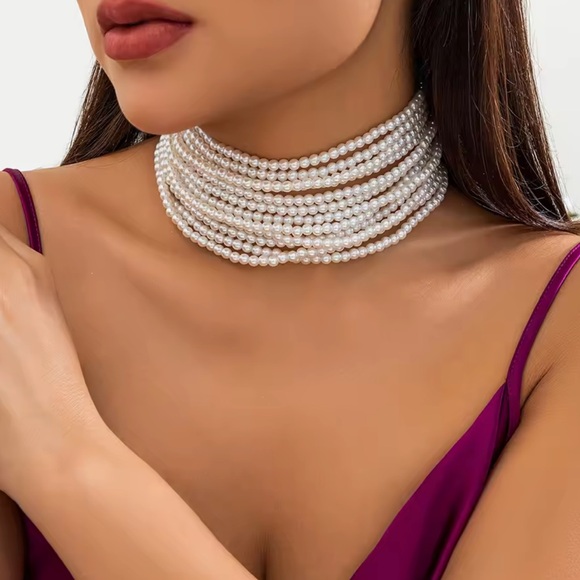 Vintage Multi-Strand White Pearl Choker Necklace - Picture 5 of 9